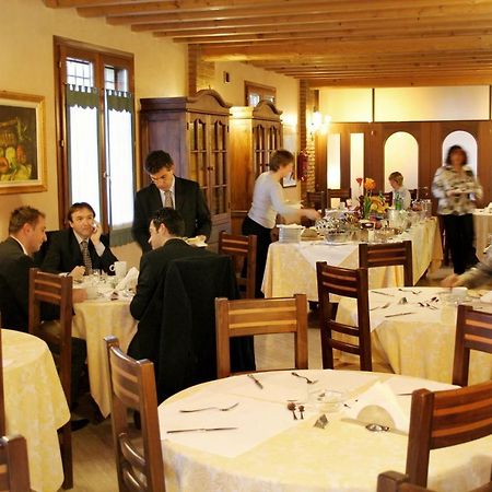 Hotel Corte Vecchia San Prospero Εξωτερικό φωτογραφία