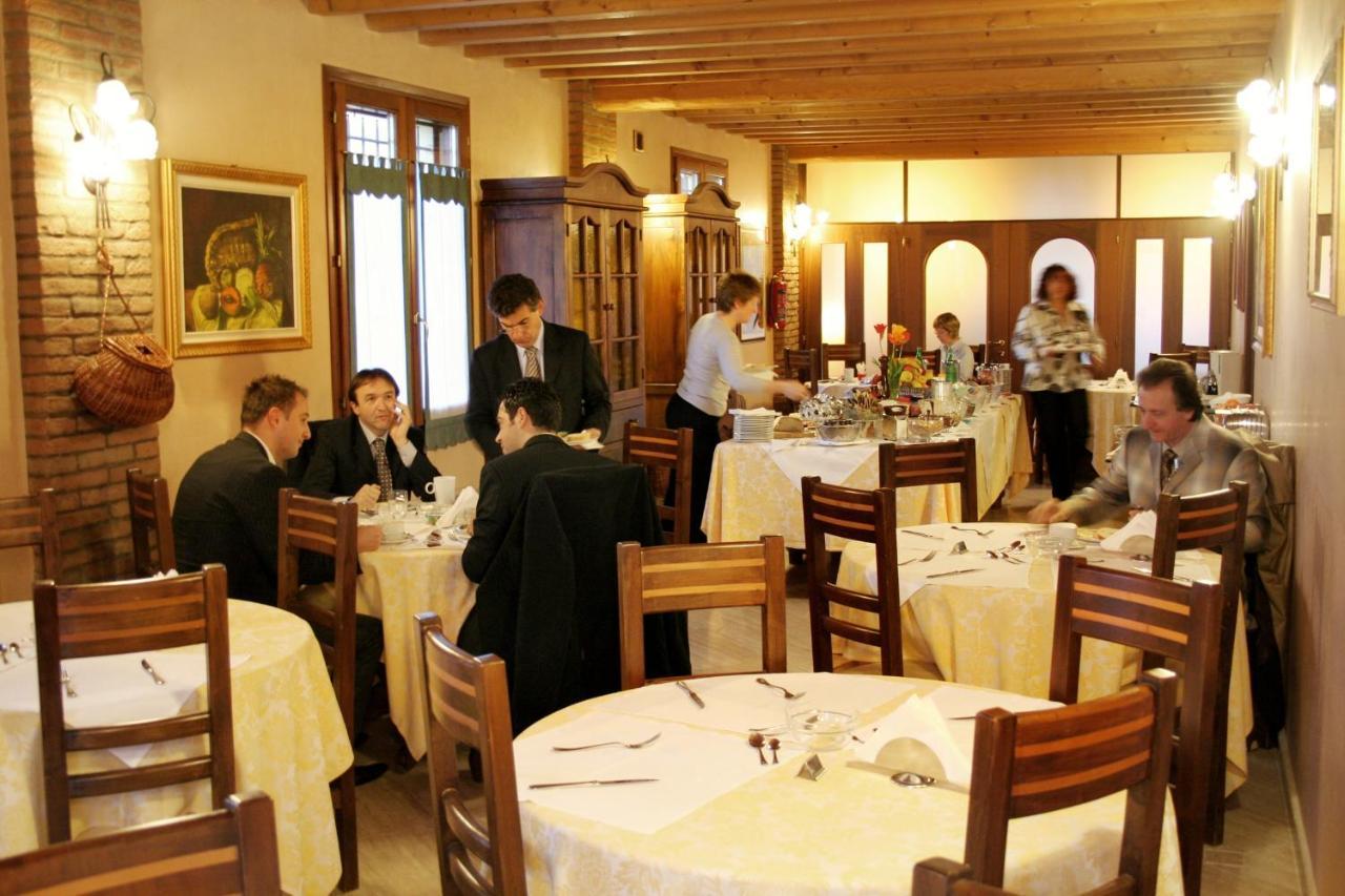 Hotel Corte Vecchia San Prospero Εξωτερικό φωτογραφία
